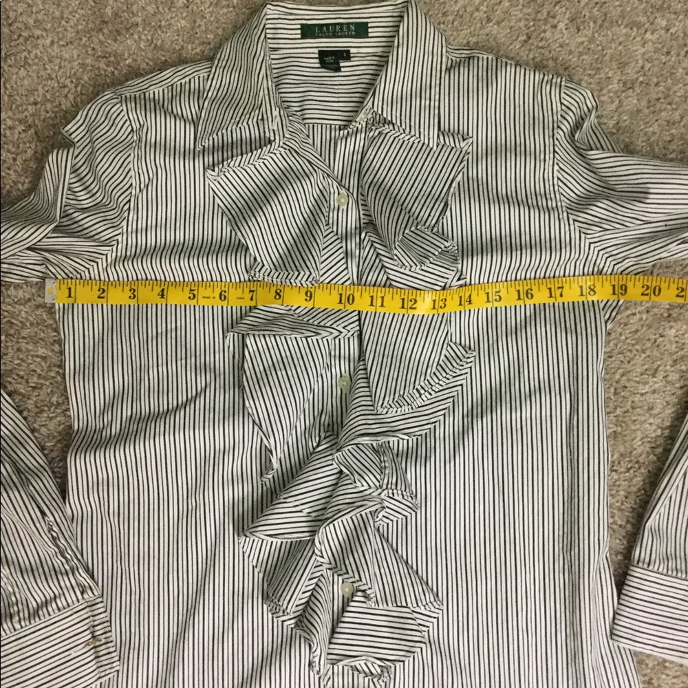 🔥🔥HOST PIC🔥🔥Ralph Lauren Button up Shirt - Picture 5 of 8